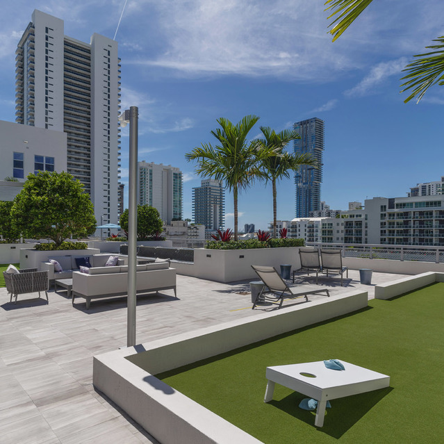 Blu27 - Rooftop Terrace with Game Area